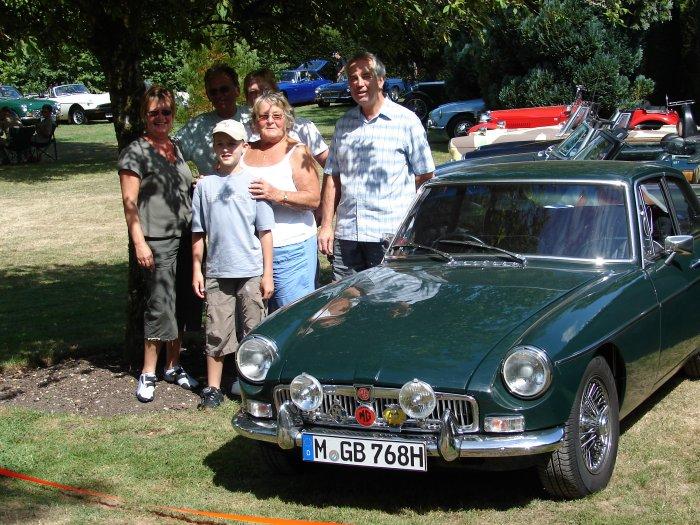 &quot;Emma&quot; reunited with her first owner&#039;s family at the 1020 Bournemouth &amp; Poole Athelhampton House Gathering 2006 (36 yrs after having been sold)
