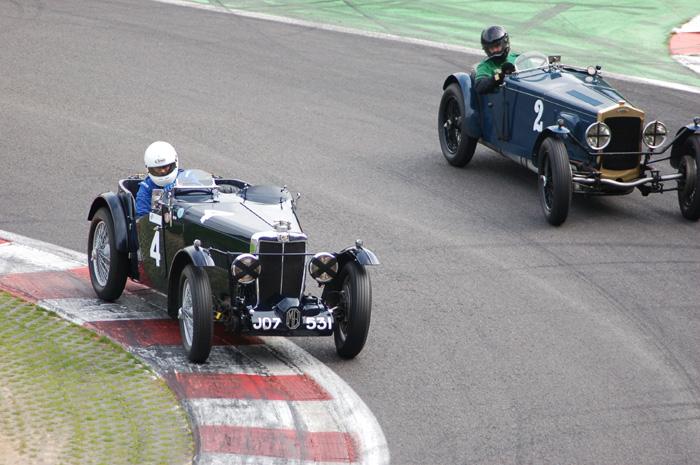 MG K2 at the bus stop chicane/2