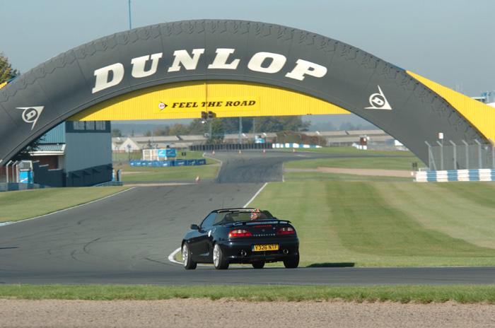 Me at Donington coming round Coppice Corner up to the Dunlop bridge