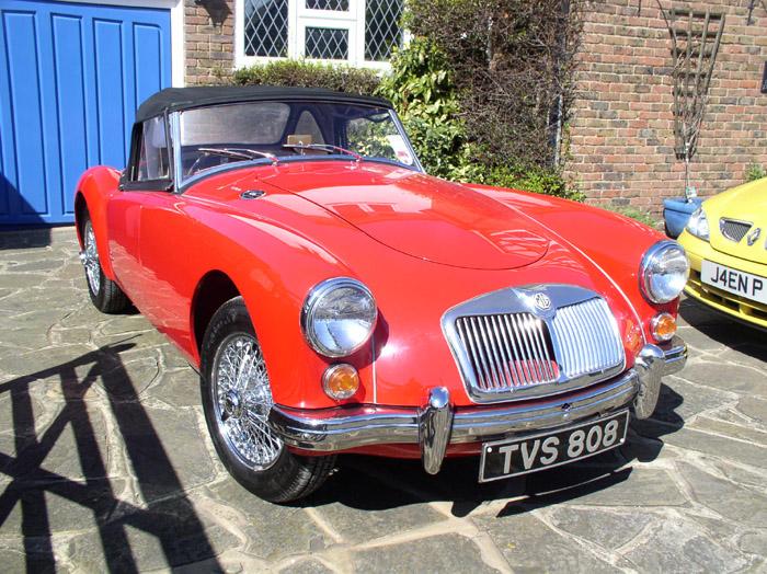 1959 MGA 1600 in Chariot Red