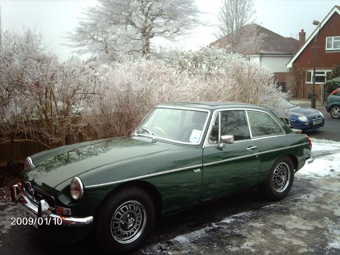 My new MGB GT V8 arrives at its new home