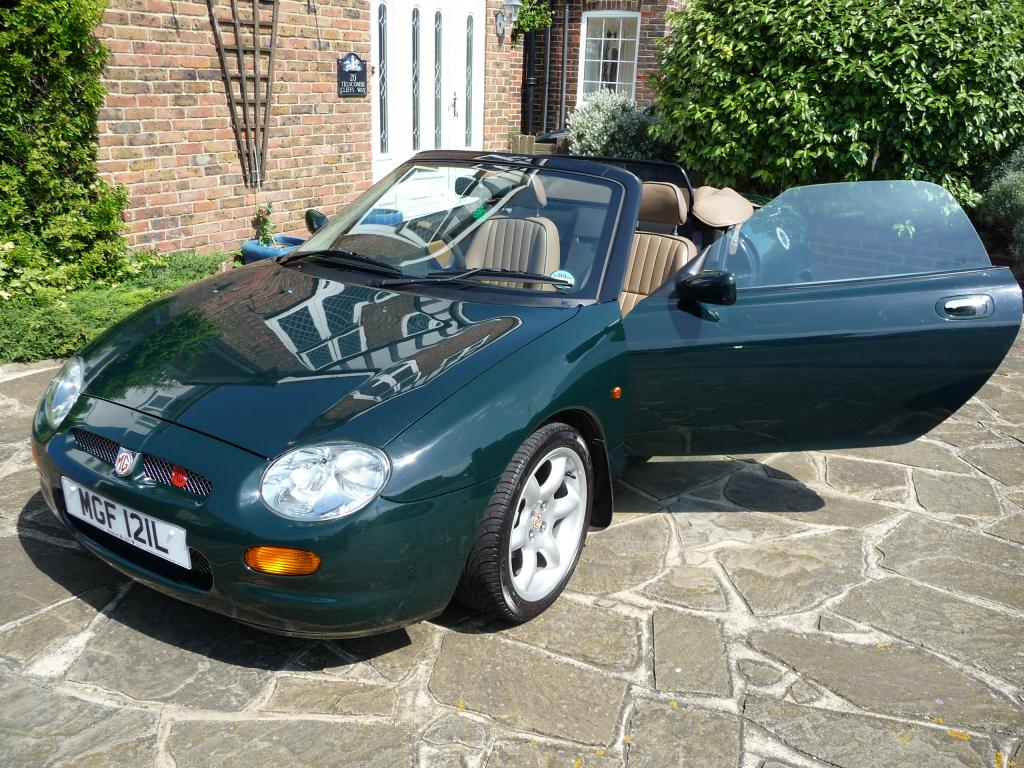MGF 1.8i Abingdon Limited Edition (1998) - Brooklands Green - walnut leather upholstery