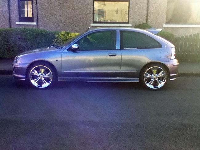 My mg zr 245bhp 18inch crome rail rims hand made stanless exhust full leather interior