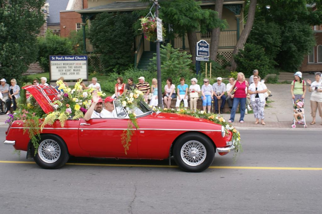 1963 mgb photo is of my car in Brampton flower City parade in 2020 decorated by Brampton Horticultural Society S/N GHN3L2800 And was shipped to Vancouver Nov 23rd 1962 Restored in 1980