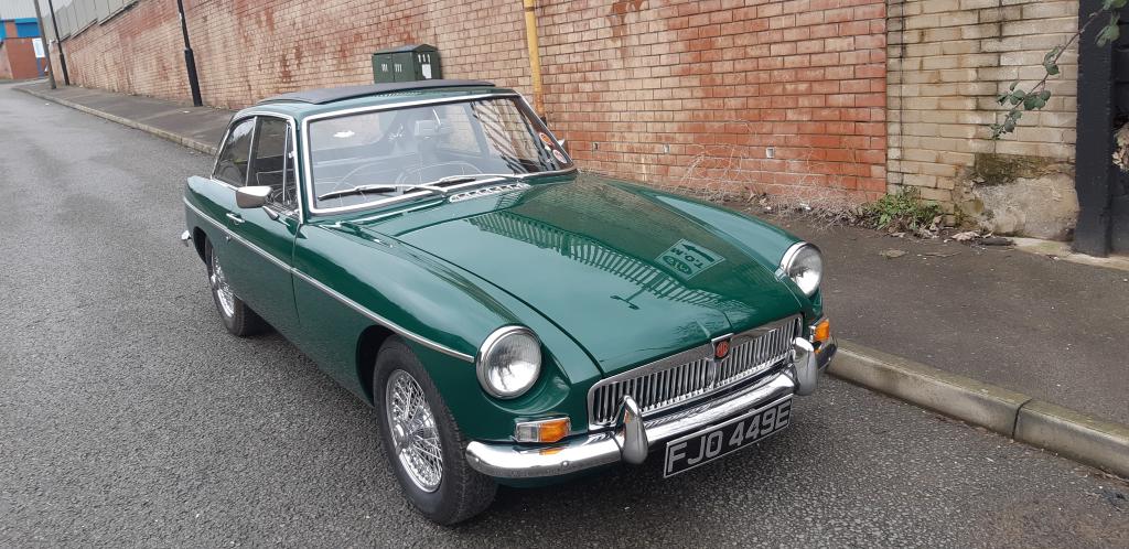 my mgb gt on toad test.